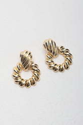Sabrina Twist Earrings Gold