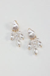 Eda Drop Pearl Earrings Gold