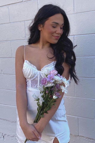 Trophy Lace Bodice Sweetheart Neckline Mini Dress Ivory