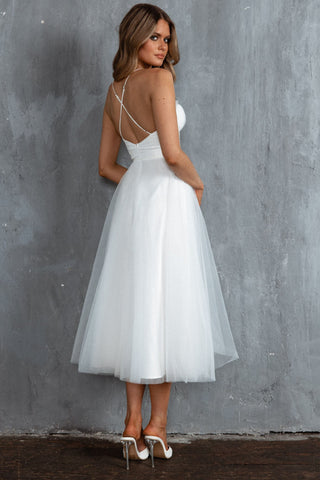 Smitten Sweetheart Neckline Chiffon Midi Dress White