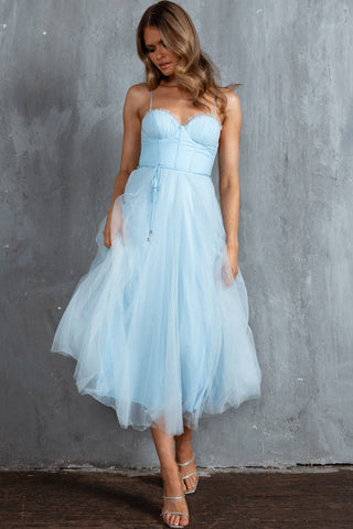 Smitten Sweetheart Neckline Chiffon Midi Dress Blue