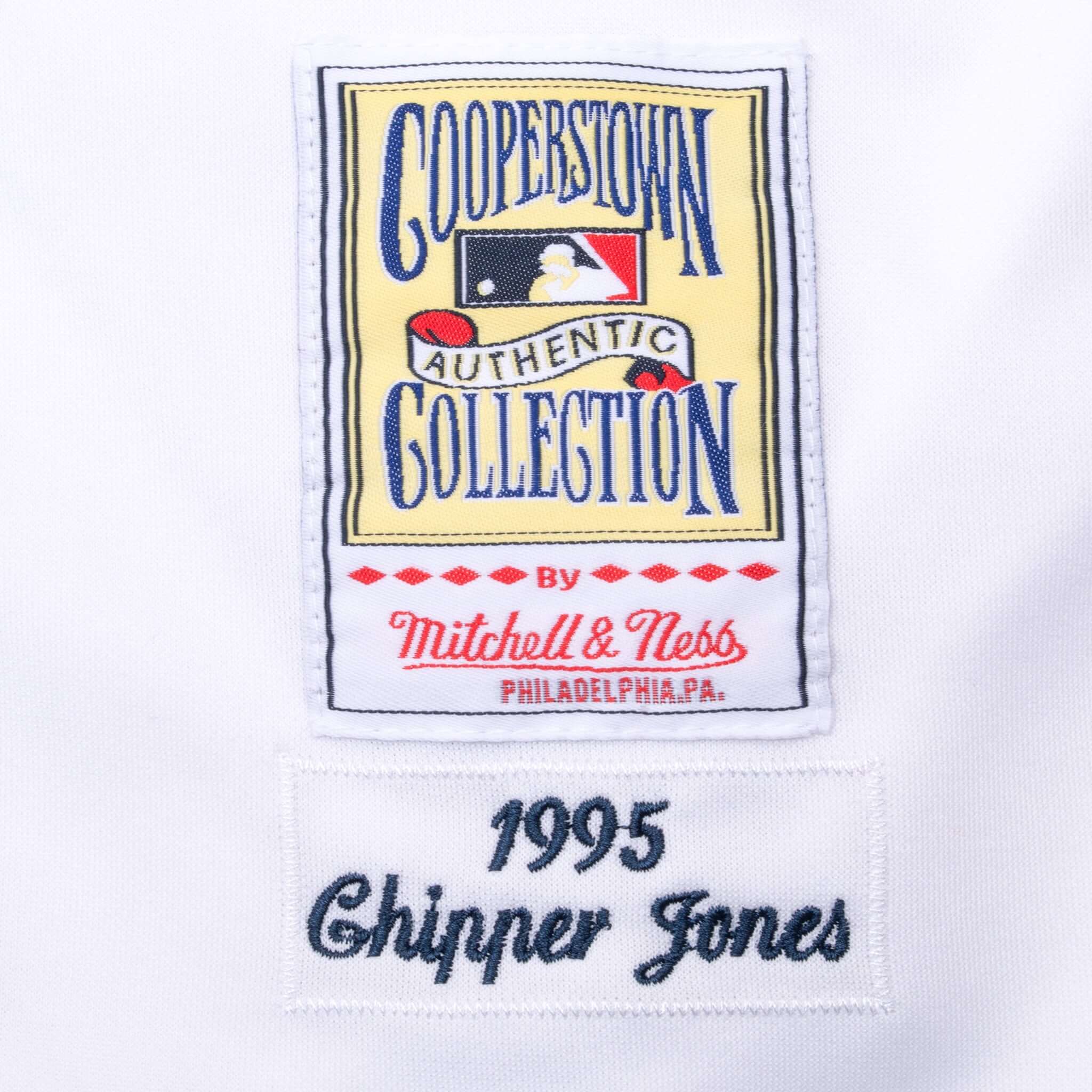 VINTAGE MLB ATLANTA BRAVES CHIPPER JONES #10 MITCHELL & NESS JERSEY 1995 LARGE