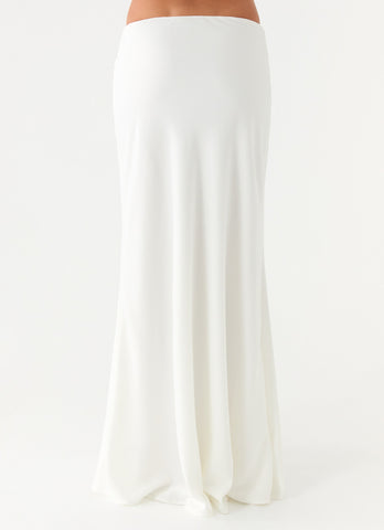 Eirlys Maxi Skirt - White