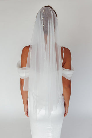 Marina Pearl Accent Veil White