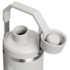 The IceFlow™ Tumbler with Fast Flow Lid