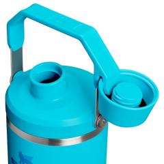 The IceFlow™ Tumbler with Fast Flow Lid