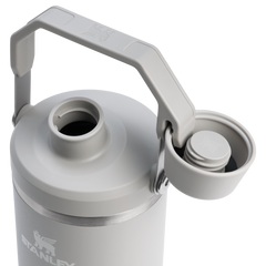 The IceFlow™ Tumbler with Fast Flow Lid